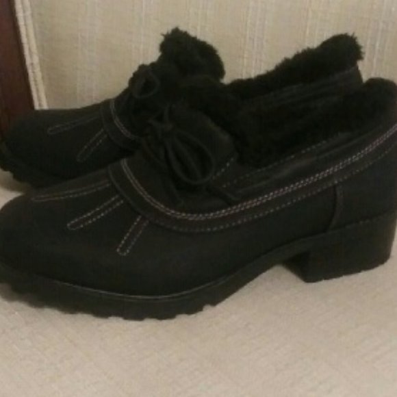 Trotters Black Fleece-Lined Winter Loafers - Picture 2 of 4